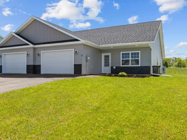 2 Harold Ct, Cornwall, PE C0A 1H3
