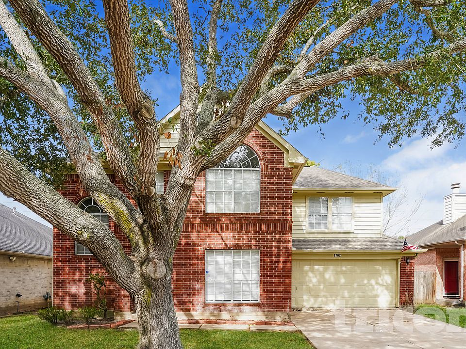 1st image of 1702 Glacier Blue Dr