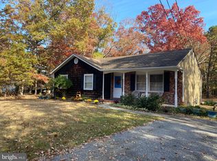 28 English Ln, Egg Harbor Township, NJ 08234