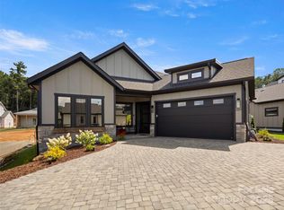 329 Avery Trail Dr, Arden, NC 28704