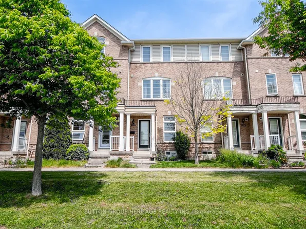 261 Monarch Ave, Ajax, ON L1S 0C2