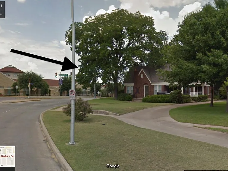 3105 Stadium Dr — Photo 21