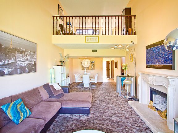 2nd image of 1900 Vine Street Apt 308