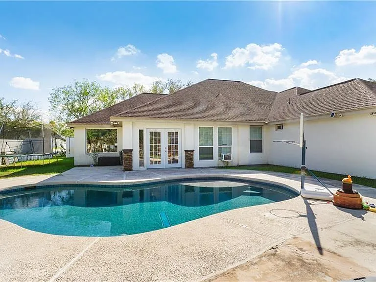 4224 Country Colony St — Photo 18