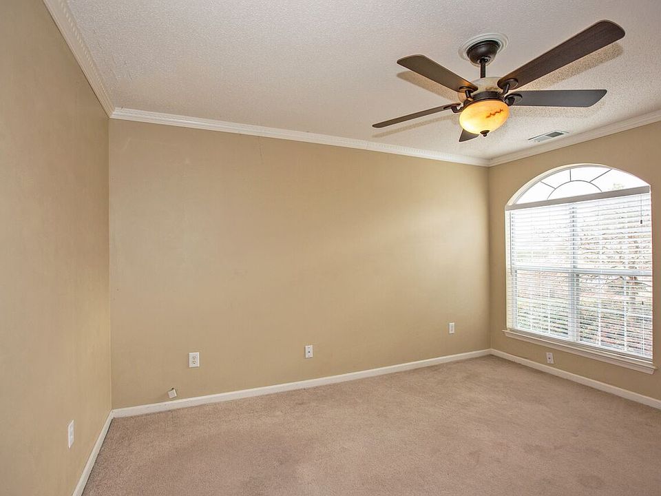 Bonus Room- Possible 5th Bed