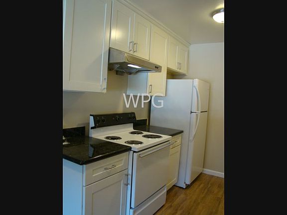 3rd image of 3930 Hamilton Ave APT 7