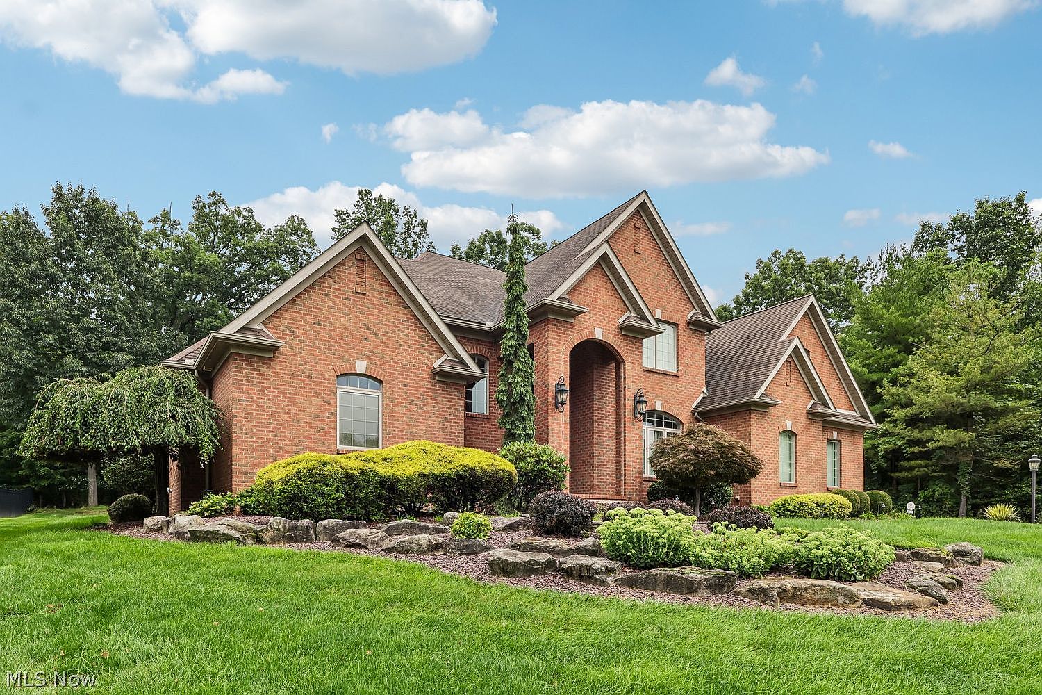 6836 Kyle Ridge Pointe, Canfield, OH 44406 | MLS #5239644 | Zillow