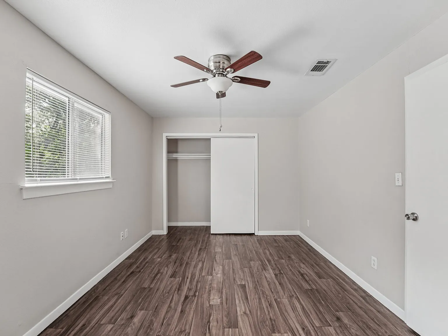1 bed, 550 sqft, $850 — Photo 4