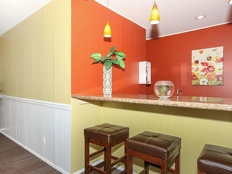 Fairwood Apartments — Photo 19