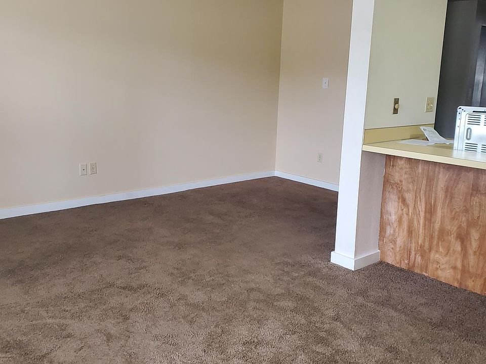 2nd image of 2730 W Maplewood Ave #27