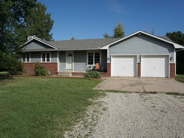 8520 W 87th St S, Clearwater, KS 67026