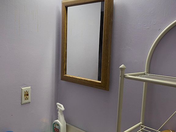 4th image of 1617 Pine St