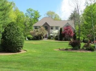 4 Hills Farm Ln, Hollis, NH 03049