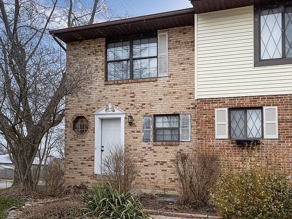 2nd image of 1175 Stephenson Dr APT E