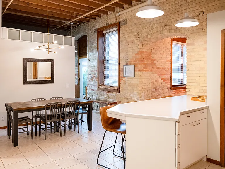 110 N Harbor Dr #104 — Photo 11