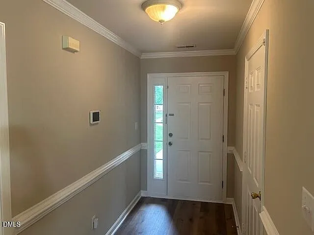 2 bed, 2.0 bath, 1262 sqft, $1,545 — Photo 2