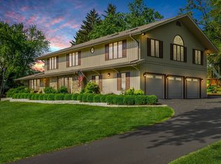 800 Sterling Rd, Inverness, IL 60067