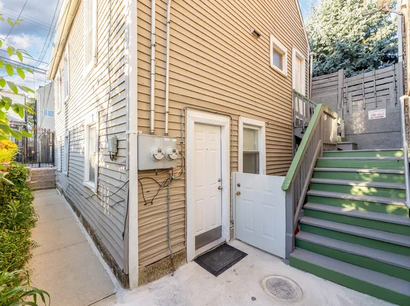 2227 W 19th St, Chicago, IL 60608