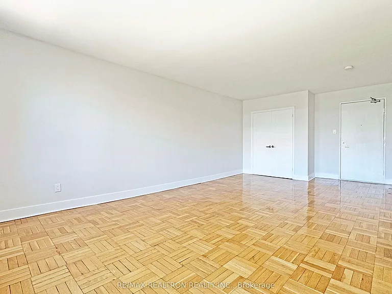 1545 Bathurst St #204 — Photo 5