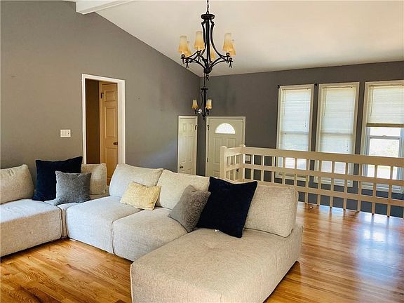 3rd image of 1890 Winding Creek Ln SW