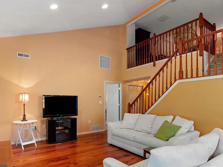 13675 Philmont Ave #40 — Photo 5