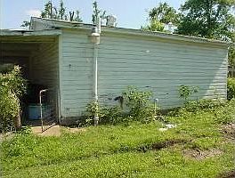 2nd image of 1019 Henderson St