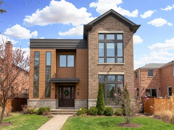 230 N Delphia Ave, Park Ridge, IL 60068