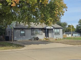 1822 E Locust Ave, Enid, OK 73701