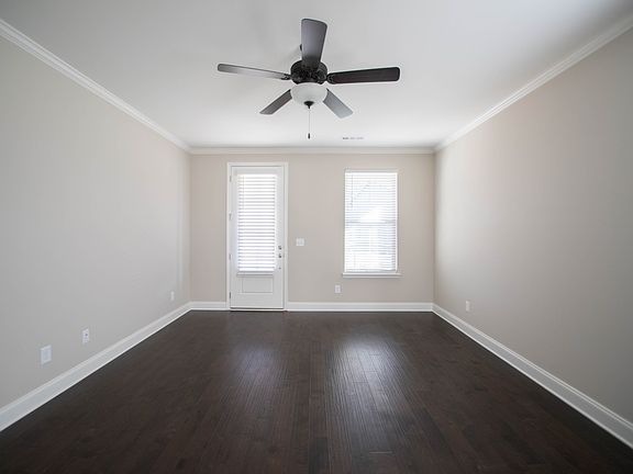 3rd image of 2620 Wellesley Square Dr