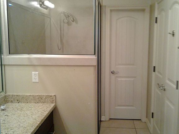 5th image of 1906 W Ventura Dr