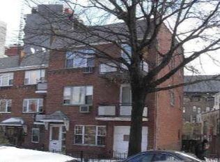 2018 27th St, Astoria, NY 11105