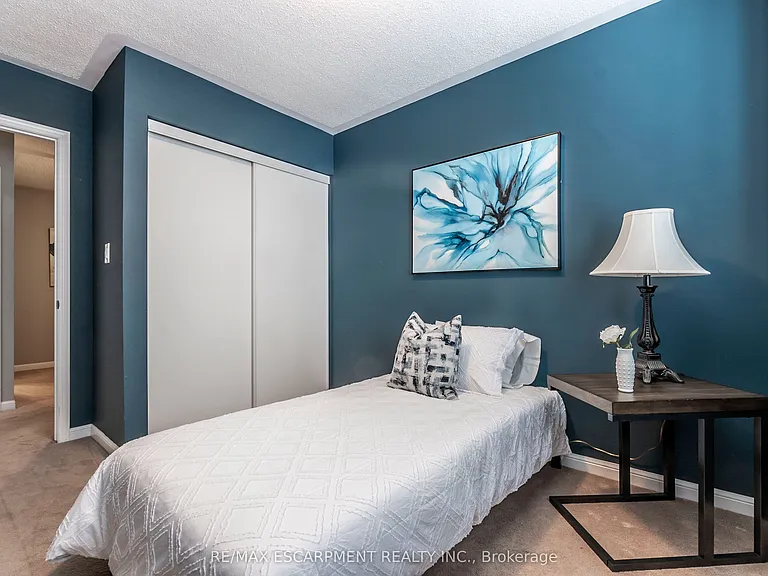 280 Wetenhall Lndg — Photo 21