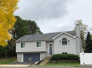 56 Nells Pond Rd, Lynn, MA 01901