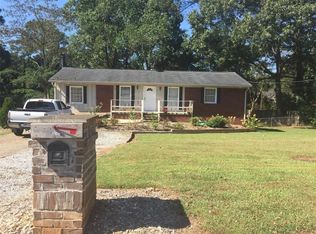 1096 Gale Dr, Norcross, GA 30093