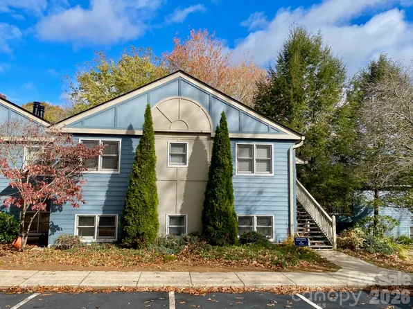 109 Tri Vista Dr APT 5, Lk Junaluska, NC 28745