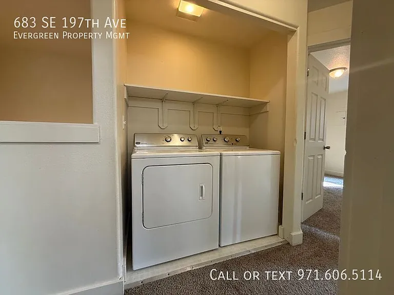 683 SE 197th Ave — Photo 37