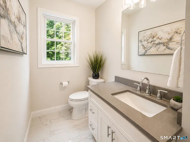 25 Naubuc Ave #5 — Photo 9