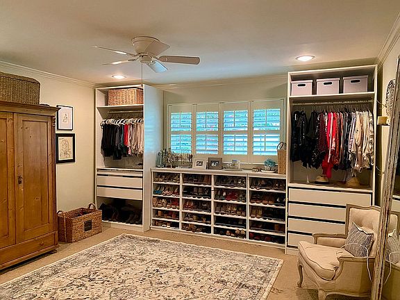 2nd BR/Master Walk-in Closet