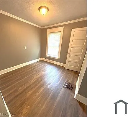 10635 Dupont Ave — Photo 13