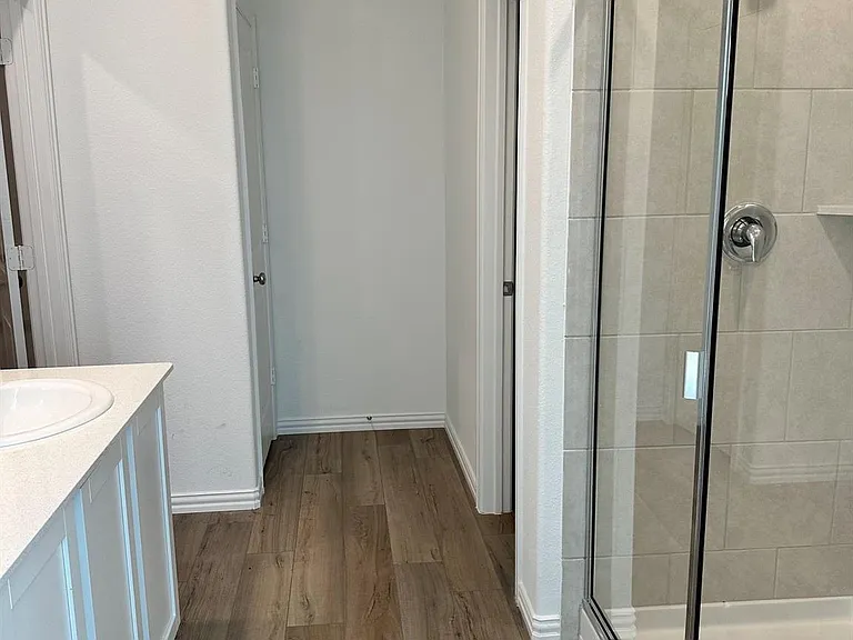 1008 Chip St — Photo 9