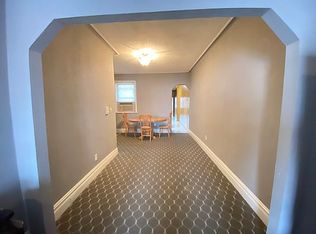 31-47 38th St #2R, Astoria, NY 11103