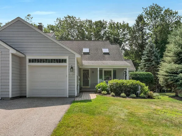 115 Hampton Glen Drive #25, Kennebunk, ME 04043