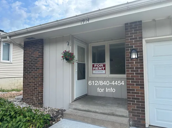 1914 Upper Afton Rd E, Saint Paul, MN 55119