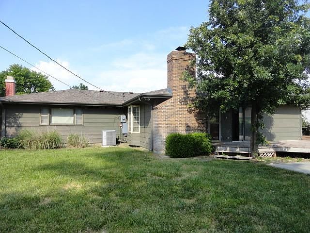2nd image of 2752 Bret Ave