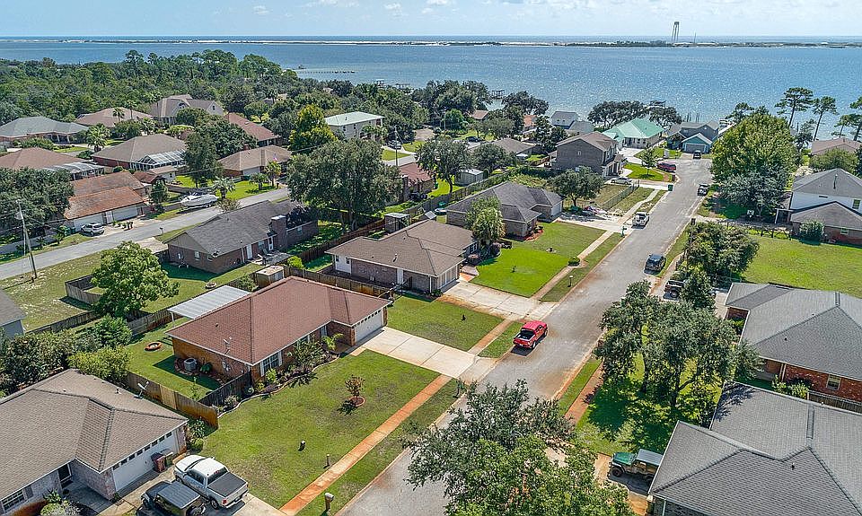 2nd image of 2072 Bella Breeze Ct