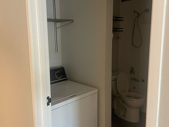 4th image of 1393 E Wyndham Cir APT 103