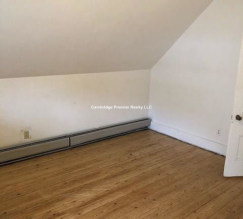 5th image of 139 Antrim St #2P