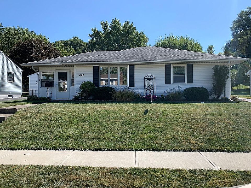 1st image of 445 Marshall Dr