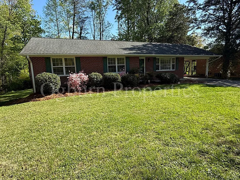 2630 Farmbrook Rd — Photo 1
