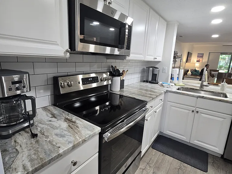 26 S Forest Beach Dr #62 — Photo 14